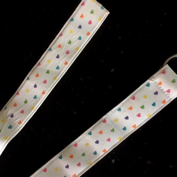 Vintage 80s White HEART Adjustable Belt / Multicolored Heart Pattern Belt / Adjustable Heart Fabric Belt / Womens Small Medium Large