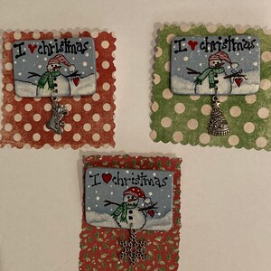 Christmas pin, I love Christmas, brooche, pin, Christmas jewelry, holiday decor pin, snowman pin, snowy decor