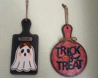 Handmade Halloween Signs, Mini hangers, Boo ghost, Trick or Treat