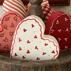 Handpainted Wood Hearts, Valentine Hearts decor, heart decor, handpainted Valentine's Day decor, set of wood hearts