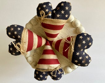 Primitive Patriotic Heart Pillows, 4th of July Tier Tray Decor