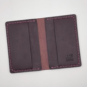 Cartera Davison / Tarjetero plegable EDC delgado de piel de vacuno italiana de grano completo curtida vegetal Badalassi Carlo Pueblo violeta púrpura