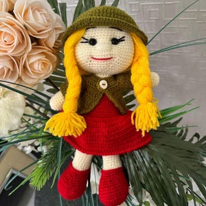 Crochet Doll with Removable Outfit, Yellow Haired  Green Hat Doll, Handmade Soft Toy Gift, Decoration Crochet Doll, Baby Plush Toys,