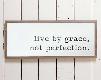 Live by Grace Sign, Grace Sign, Christian Sign, Bible Sign, Farmhouse Sign, Quote Sign, Sign Quotes, Fixer Upper Signs, Wood Signs, Gifts