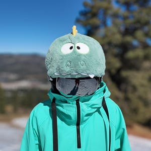 Ski & Snowboard, bicycle helmet cover plush Dinosaur, Uni Size hood hat for adults and kids, couvre casque ski, green