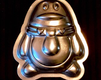 DERP Bath Bomb & Baking Mold, Metal, Unique Kid's Bath Bomb 3.75", Two Wild Hares