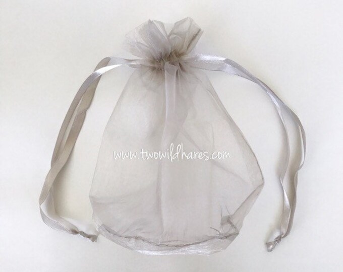 5-TUB SPOUT BAGS For Bathing, 6 1/2" x7" Round Bottom, Drawstring, Organza, For Bubble Bars, Bath Tea, Salts, Soap Saver, Two Wild Hares