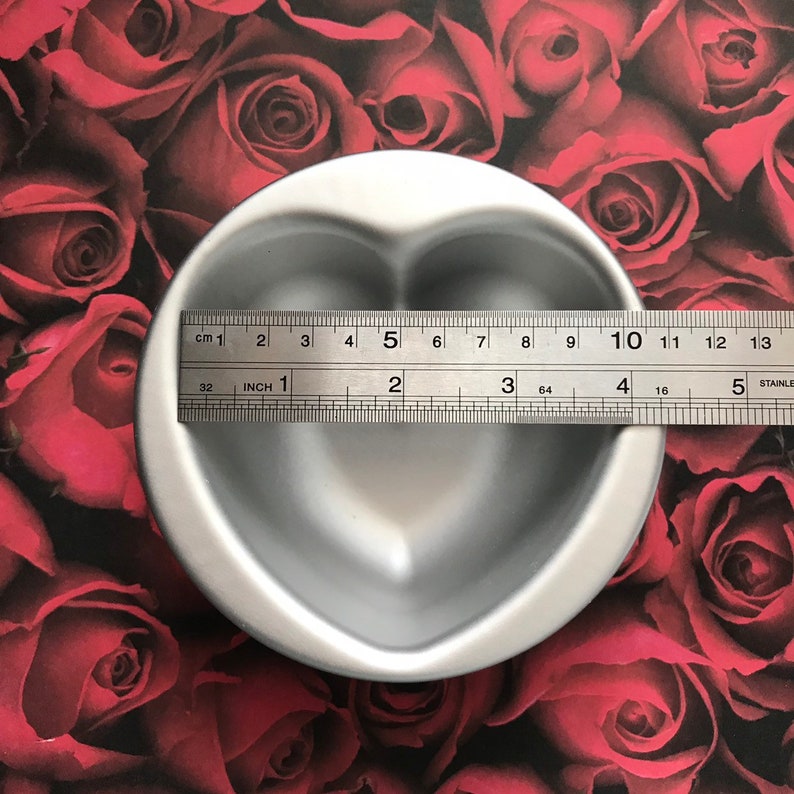 Two Wild Hares Metal 9oz DIY PERFECT HEART Bath Bomb /& Baking Mold 2 Deep 3 78 across Lg