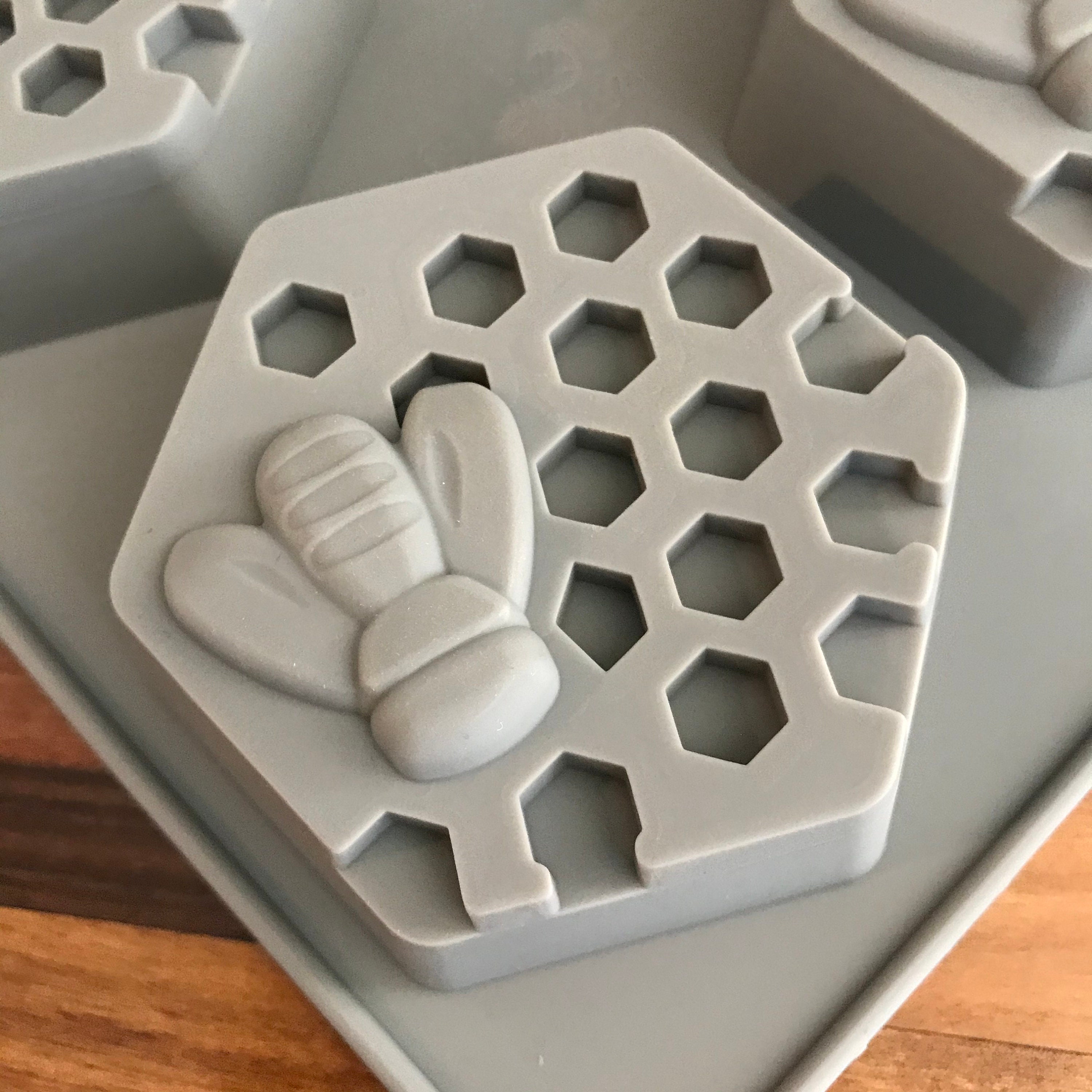 2 PACK Honeybee Silicone Mold, 6 Cavity, Heat Safe, Beeswax, Soap, Baking, Resin, Cold Process