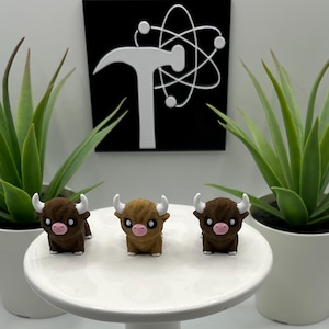 Highland Cow | 3D Printed | Articulated Flexi Wiggle | ADHD Sensory Aid | Fidget Toy | Keychain Option | Cute Mini Animal