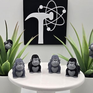 Gorilla | 3D Printed | Articulated Flexi Wiggle | ADHD Sensory Aid | Fidget Toy | Keychain Option | Cute Mini Animal