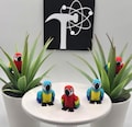 Parrot | Macaw | 3D Printed | Articulated Flexi Wiggle | ADHD Sensory Aid | Fidget Toy | Keychain Option | Cute Mini Animal