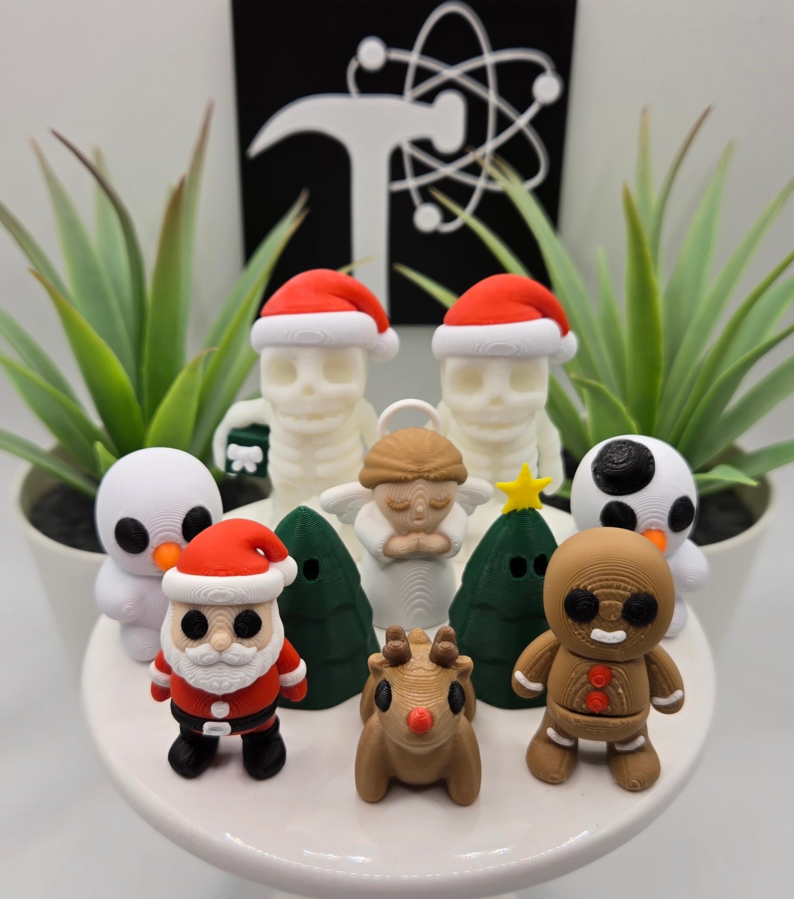 Christmas Characters | 3D Printed | Articulated Flexi Wiggle | ADHD Sensory Aid | Fidget Toy | Keychain Option | Cute Holiday Icons