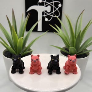 Flexi Panther - Etsy