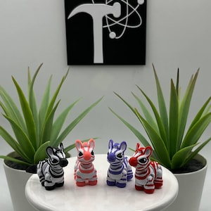 Zebra | 3D Printed | Articulated Flexi Wiggle | ADHD Sensory Aid | Fidget Toy | Keychain Option | Cute Mini Animal