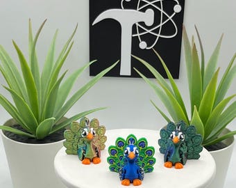 Peacock | 3D Printed | Articulated Flexi Wiggle | ADHD Sensory Aid | Fidget Toy | Keychain Option | Cute Mini Animal