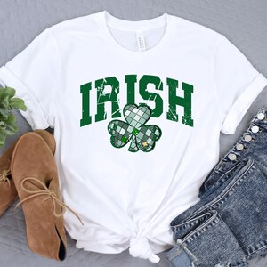 Lucky Clover T-Shirt, Irish Shirt, St Patrick&#39;s Day Gift Tee, Shamrock Festival Shirt, Four Leaf Clover Shirt, Gift for her, St Patty&#39;s Tee