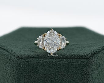 Oval Cut Lab Grown Diamond Three Stone Wedding Ring, Side Cadillac Cut Diamond Ring, 14K Solid Gold Claw Prong Set Diamond Trilogy Ring