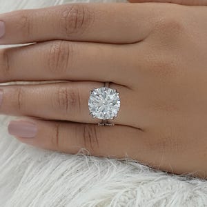 Round Cut Lab Diamond Hidden Halo Wedding Ring, 14K Solid Gold Double Claw Prong Set Engagement Ring, Green Hidden Gemstone Anniversary Ring