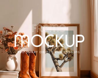 Mockup di cornice per poster con stivali da cowgirl: interni del sud-ovest (PSD, Canva)