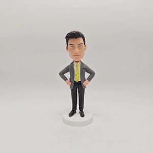 Unique Businessman Bobblehead – Handmade Customized Figurine for Entrepreneurs or Corporate Professionals,custom boss bobblehead gifts