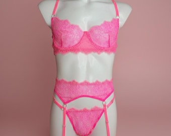 Pink Floral Lace Feminine Sissy Lingerie Set for Men – Femboy Lingerie Bra Garter Belt and Panty – Gay Mens Lingerie, Crossdresser Outfit