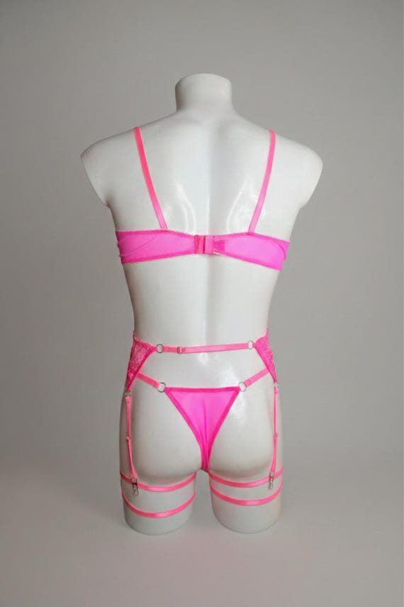 Sexy Men's Black Lace Lingerie Set Bra, Thong, Belt, and Garters, Gay  Underwear, Sissy Lingerie, Femboy Lingerie, Lace Lingerie, Transgender -  Etsy