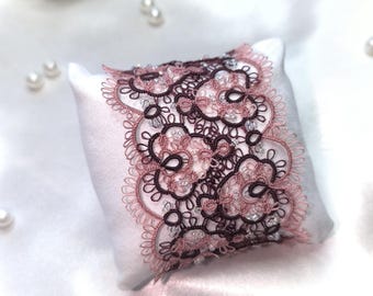 Braccialetto in pizzo tatting – Gioielli in pizzo fatti a mano rosa e bordeaux