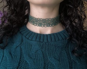 Collana girocollo in pizzo a merletto color smeraldo: collana frivola fatta a mano, elegante gioiello in pizzo