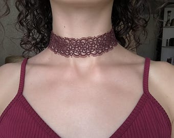 Burgundy Tatting Lace Choker: Handmade Frivolité Necklace, Elegant Lace Jewelry