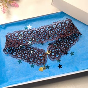 Burgundy Tatting Lace Choker: Handmade Frivolité Necklace, Elegant Lace Jewelry image 10