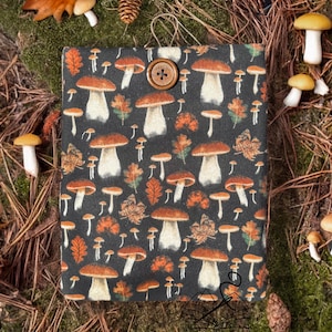 Mushroom Kindle Sleeve Book Sleeve Kindle Paperwhite Sleeve Kindle Pouch Kobo Book Lover Gift