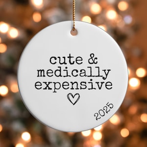 Grappige medisch dure zeldzame ziekte kerstornament, cadeau voor Spoonie, chronische ziekte ornamenten, medisch mysterie kerstcadeau auto-immuunziekte