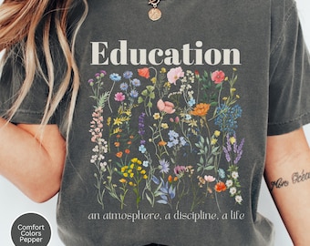 Charlotte Mason Wildflower Shirt, Comfort Colors Tshirt, Homeschool Mom Shirt, Living Books Shirt, Homeschooling Style, Gift for CM Mama