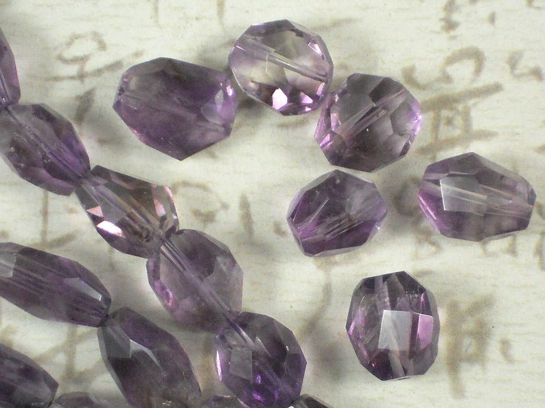 12 Amethyst Faceted Beads Natural Gemstone Purple Oval Bean Freeform 5101