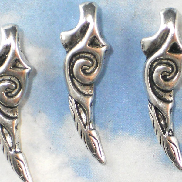 3 Pendants Raven Head Beads Pacific Northwest Totem 38mm Antiqued Silver Tone  (P498)