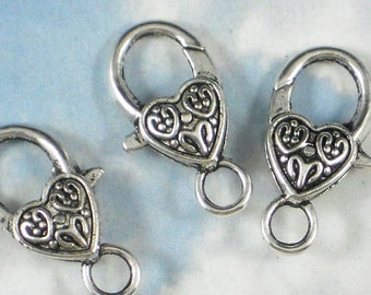 5 Lobster Claw Clasps Celtic Heart 25mm Antiqued Silver Tone (P683)