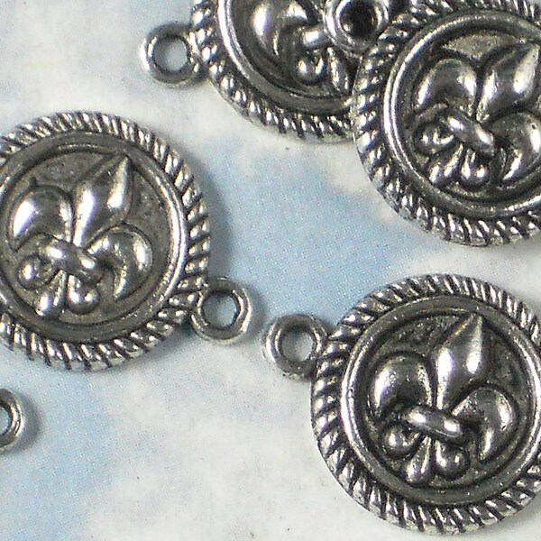 8 Silver Tone Fleur de Lis Connectors Bracelet Links Rope Edge Antiqued NOLA (P890)