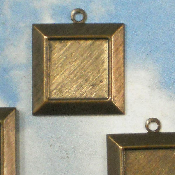 4 VINTAJ Square Bezel Settings Trays Charms Pendants Natural Brass 12mm inside cup (V112)