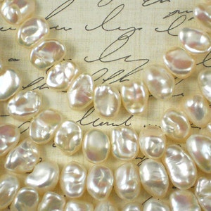 Keishi Pearls Creamy White Side Drilled Hong Kong Top Quality High Luster 4092 image 2