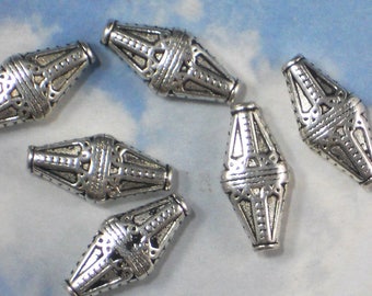 6 Ethnic look Beads Textured Hill Tribes Style Antiqued Silver Tone 22mm Flat Bicone (P1611)