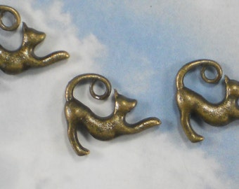 10 Cat Charms Bronze Tone 3D 2 Sided Stretching Feline (P1670)