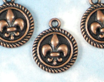 8 Copper Fleur de Lis Round Charms Rope Edge Disk Dangles Antiqued Tone NOLA (P019)