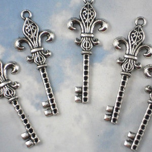 Fleur de Lis KEY Charm Pendants Silver Tone Keys NOLA Saints Fan P604 image 3