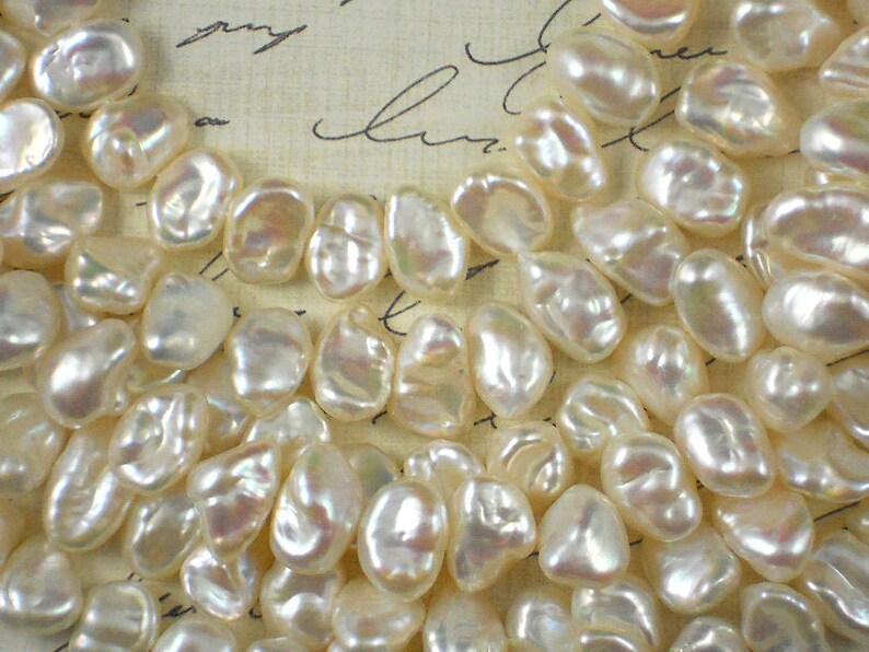 Keishi Pearls Creamy White Side Drilled Hong Kong Top Quality High Luster 4092 image 1