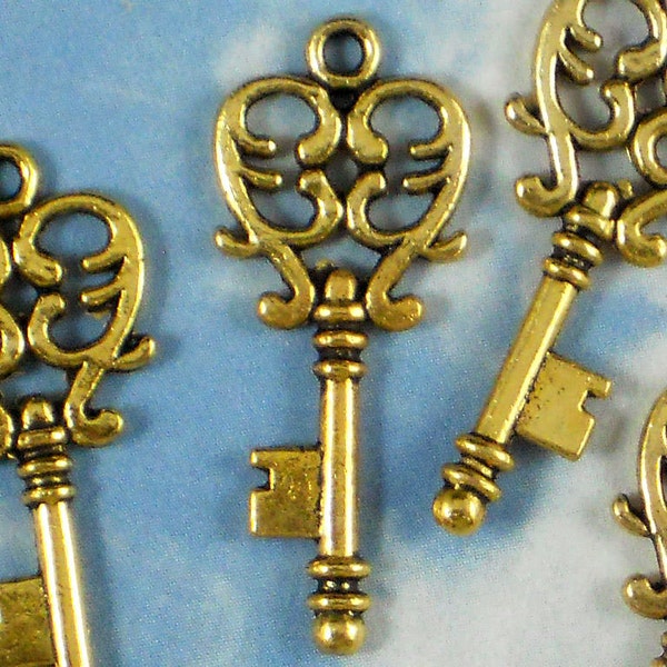 BuLK SALE 100 Gold Cridhe Keys Skeleton Scroll Heart 32mm Charms -  Vintage Style, Jewelry, Wedding Invitations, Seating Cards (P1052 x2)