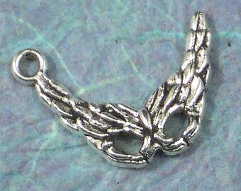 10 Feather Mask Charms Mardi Gras Party Antiqued Silver NOLA (P234)