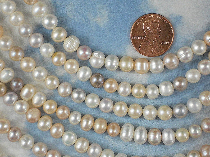 Pearls Tri Color Cream White, Peach & Mauve Potato Freshwater Side Drilled Full Strand 4226 image 4