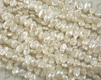 Keishi Pearls Full Strand Creamy White Side Drilled Hong Kong  (4093)