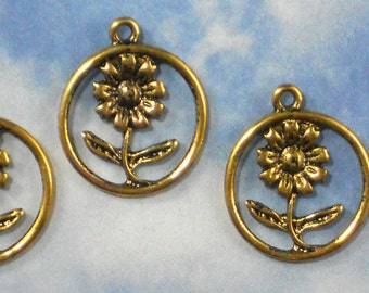 10 Sunflower in Hoop Circle Charms Flower Charm Antique Gold Tone Pendants (P1213)